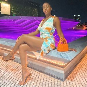 Meet your Posher, Dayna